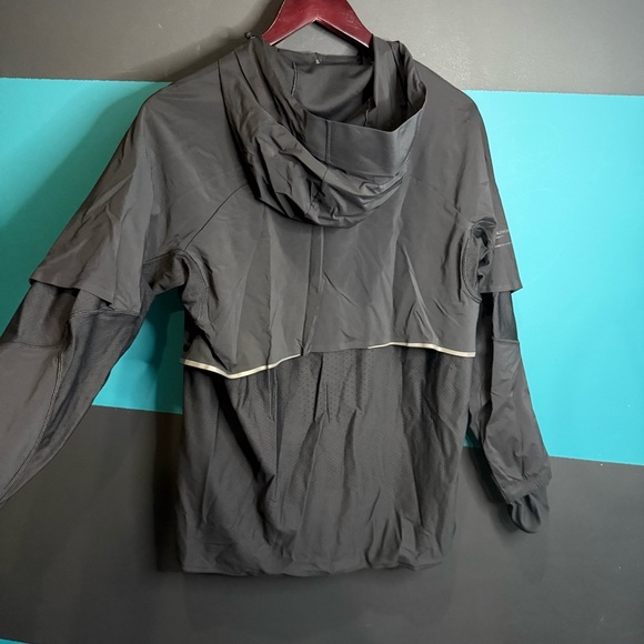 Lululemon Black Performance Jacket Senseknit Composite Running Jacket - Picture 8 of 13